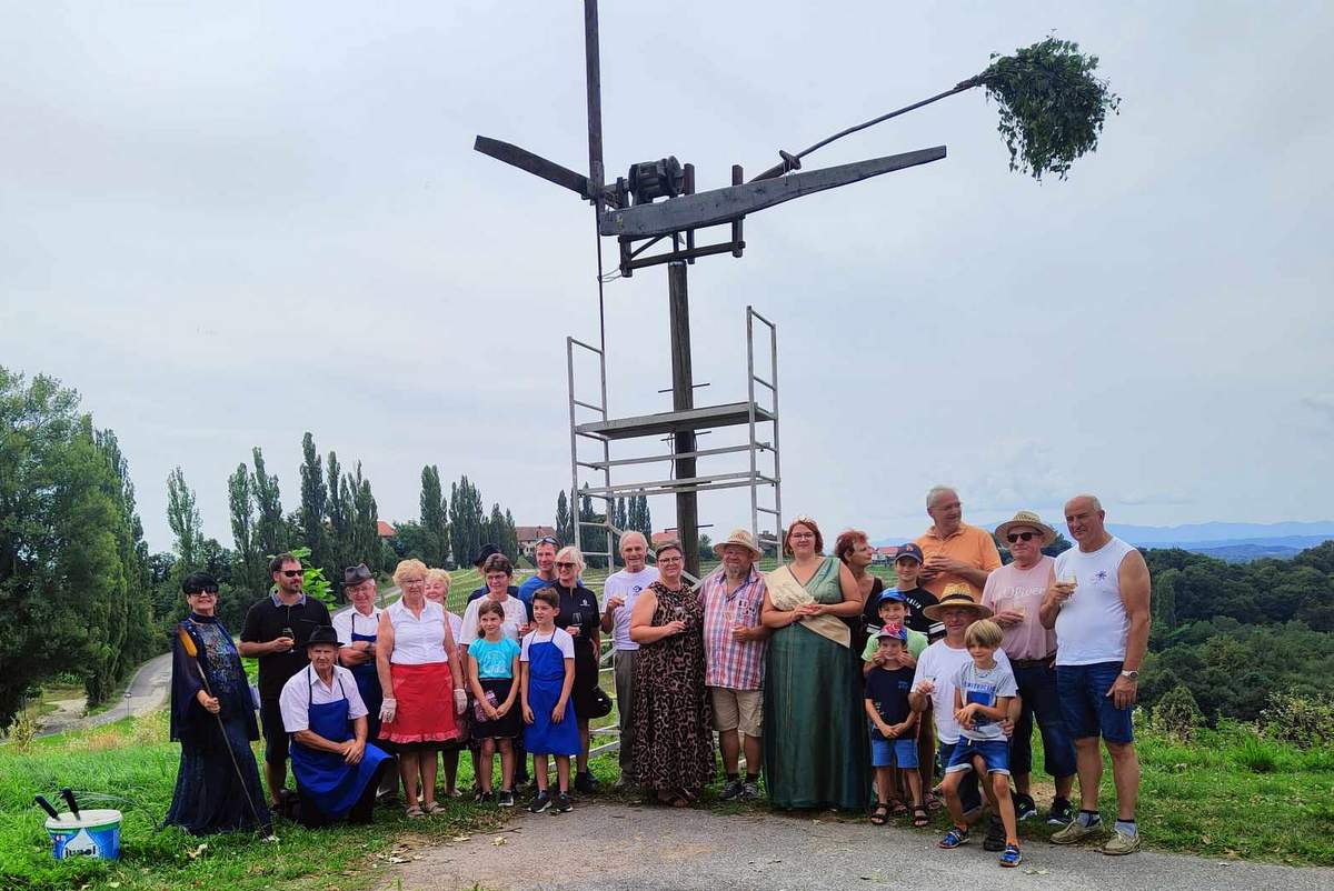 Postavljanje klopotca na Jeruzalemu