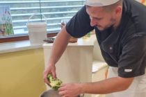 Grolekov chef Tai v vrtcu Mala Nedelja