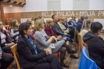 Okrogla miza »Bela palica, moja prijateljica«