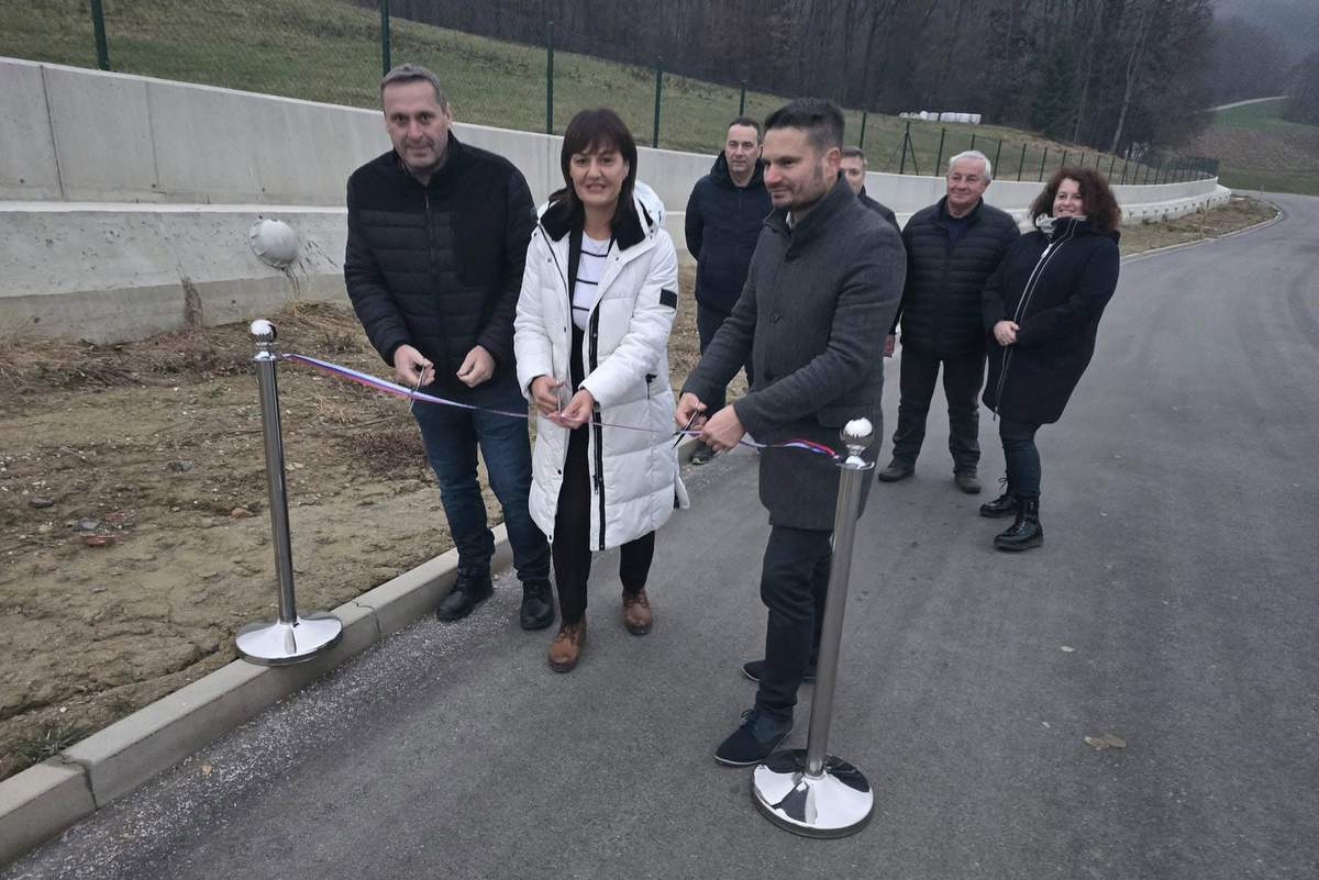 Odprtje saniranega plazu in obnovljenega cestnega odseka, foto: Občina Ljutomer