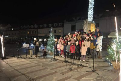 Praznični december na Glavnem trgu v Ljutomeru, foto: Občina Ljutomer