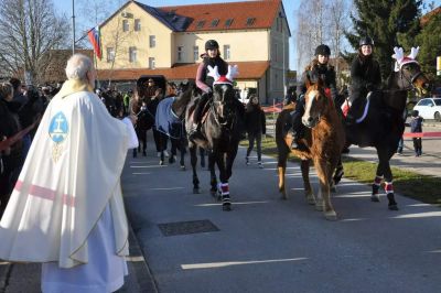 Blagoslov konjev v Križevcih pri Ljutomeru